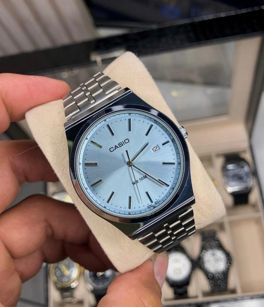 Reloj Casio clásico acero inoxidable esfera azul