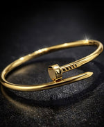 pulsera clavo